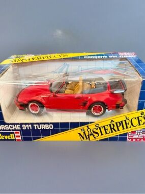 1:18 Revell PORSCHE 911 TURBO Scale Masterpieces RED die-cast